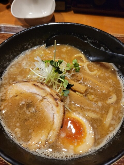 麺匠 竹虎 新宿店的實拍高清圖