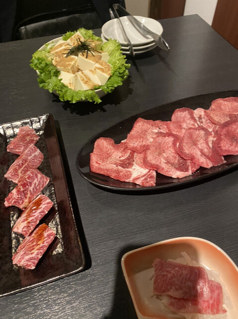 佐賀牛焼肉 上場亭 西中洲店的实拍高清图