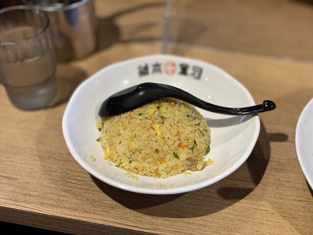 河童ラーメン本舗 箕面店的實拍高清圖