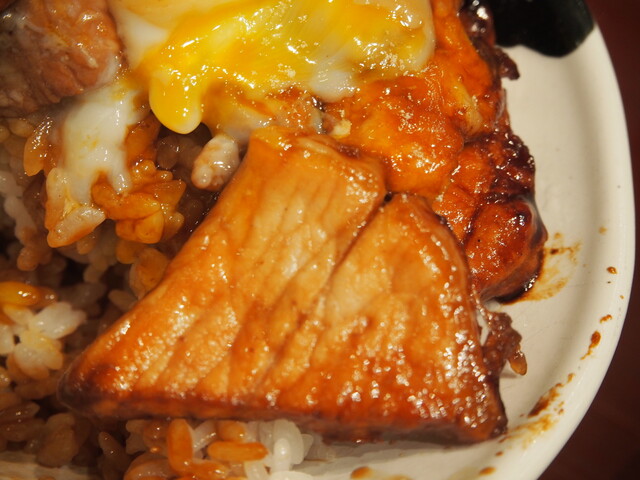 ドライブインいとう豚丼名人 新千歳空港店的實拍高清圖
