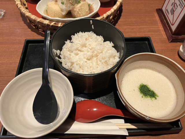 ご飯ととろろ とろ麦 浅草EKIMISE店的實拍高清圖