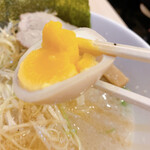 塩豚骨らーめん たちひら的實拍圖