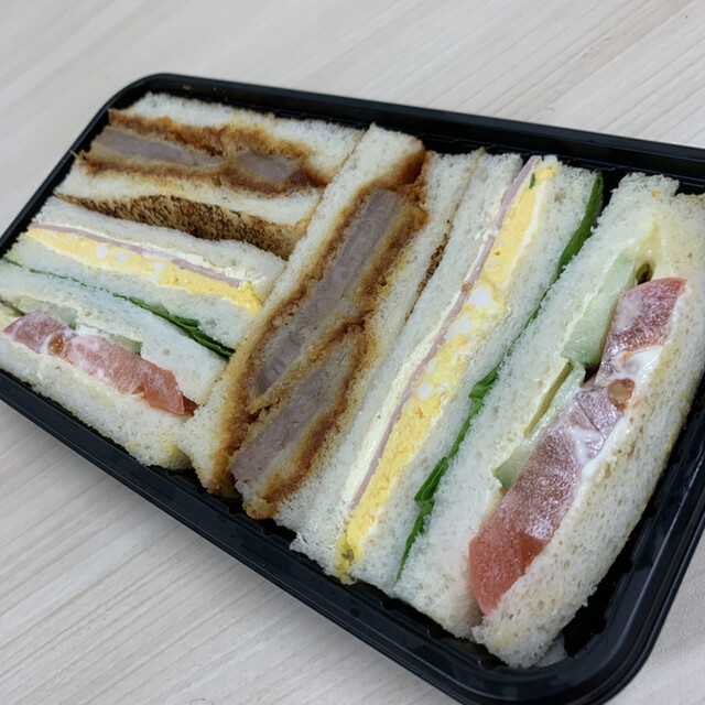 志津屋 叡電出町柳店的實拍高清圖