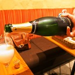 recommendations for シャンパン食堂