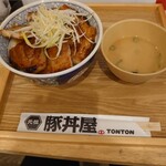 元祖豚丼屋 TONTON 船場センタービル10号館店的实拍图