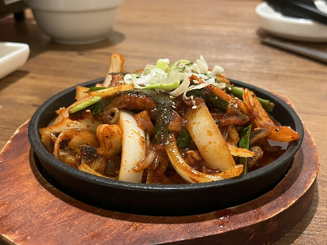 韓国料理豚ブザ 新宿店的實拍高清圖