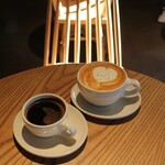 ブルーボトルコーヒー 京都六角カフェ的实拍图