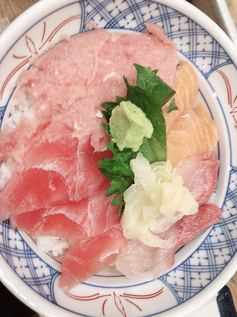 磯丸水産 中洲国体道路店的實拍高清圖