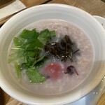 富小路粥店的实拍图