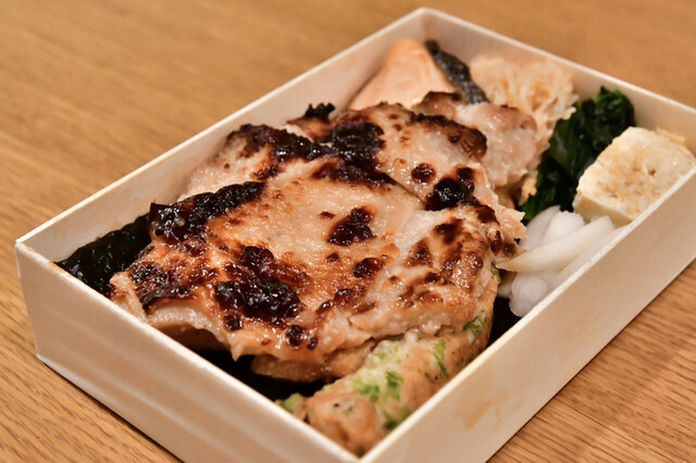 recommendations image for 刷毛じょうゆ 海苔弁 山登り GINZA SIX店