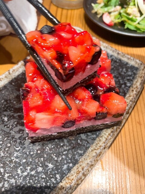 銘柄焼き鳥ともつ鍋の居酒屋 鳥京 新宿総本店的實拍高清圖