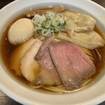 麺屋 彩音的實拍圖