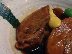 じゃじゃ馬的实拍图