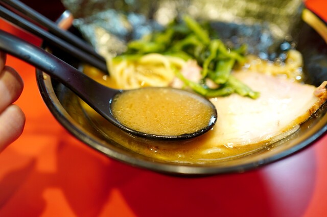 横浜家系総本山 吉村家直系店 ラーメン内田家的實拍高清圖