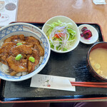 どんぶりキッチンあかずきん的实拍图