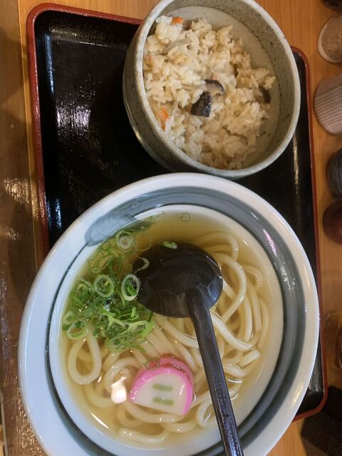 四國 なんばウォーク西店的實拍高清圖