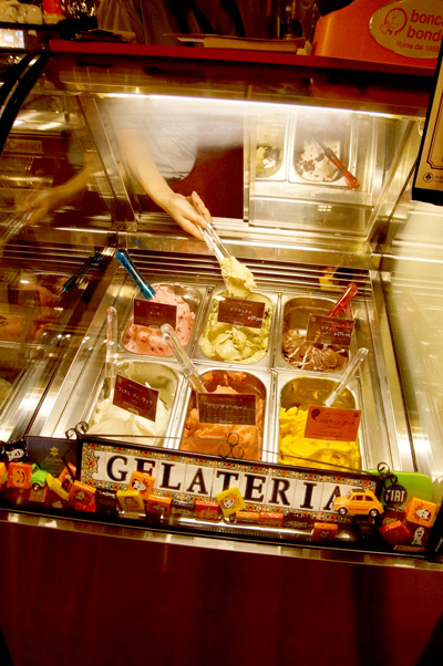 バール エ ターヴォラ カルダ ラ・ジョストラ的实拍图