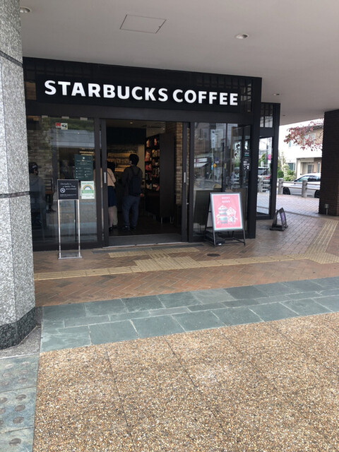 スターバックスコーヒー 田園調布 東急スクエアガーデンサイト店的實拍高清圖