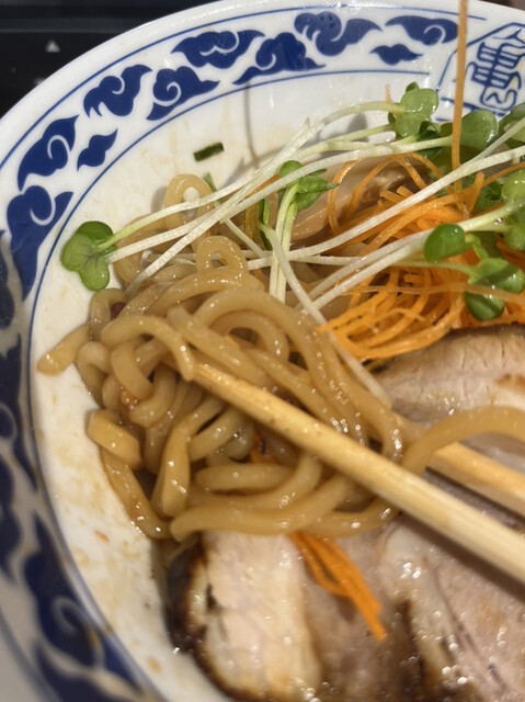 らーめん 亀王 阪急東通り店的實拍高清圖