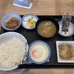 松屋 京都西院店的實拍圖