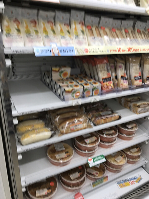 セブンイレブン 小田急マルシェ永山店的實拍高清圖
