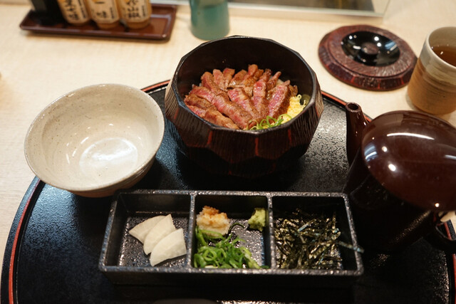肉まぶし専門店 稀的实拍高清图