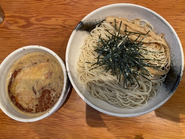臥龍的實拍高清圖