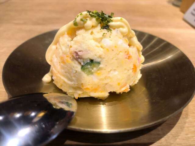 鶏部長と豚課長的实拍高清图
