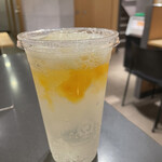 マクドナルド 三軒茶屋店的實拍圖