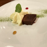 recommendations for ビストロモーべ ギャルソン 堺筋本町