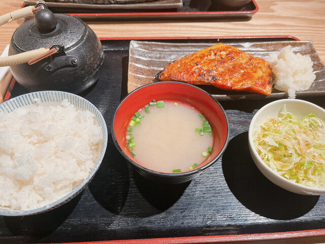 一夜干しと海鮮丼 できたて屋 時計台店的實拍高清圖
