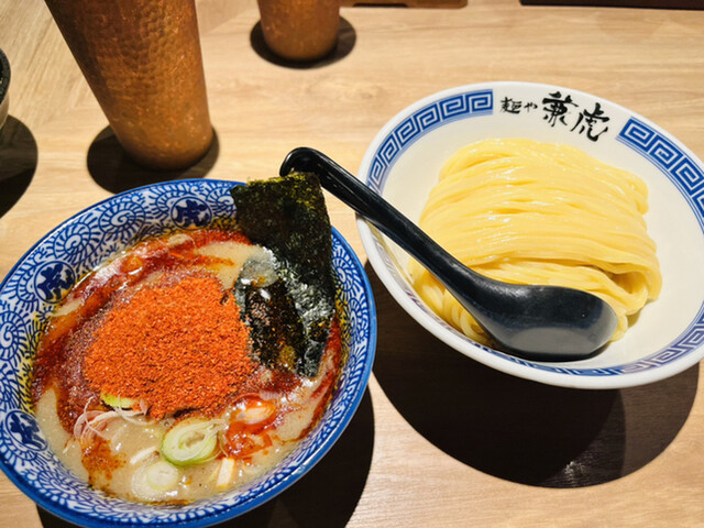 麺や兼虎 博多デイトス店的实拍高清图