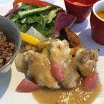 FARMER'S KITCHEN KITTE博多店的實拍圖