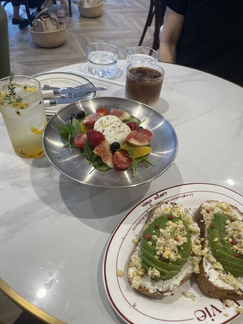 recommendations image for SUMMER WINE