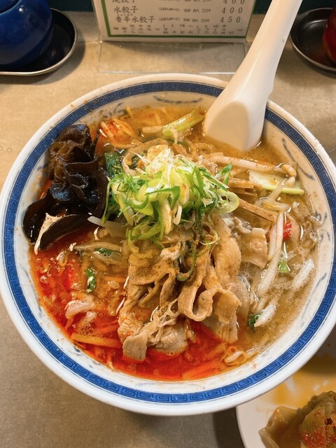 ラーメン･餃子 ハナウタ的实拍高清图