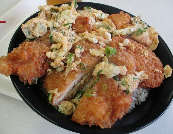 大阪工業大学 中央食堂的實拍圖