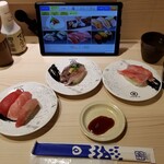 回転寿司 みさき 赤羽店的实拍图