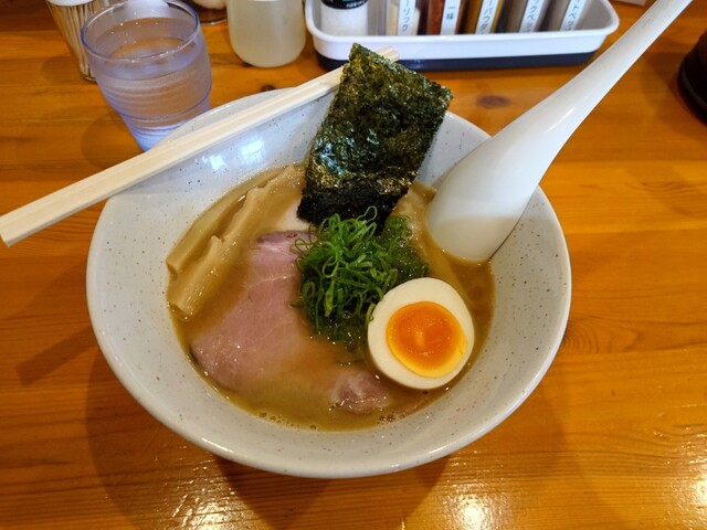 四代目麺処 ゆうじ的实拍高清图