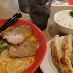 横浜家系ラーメン 星家的實拍圖