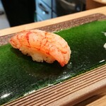 すし屋魚真 下北沢店的實拍圖
