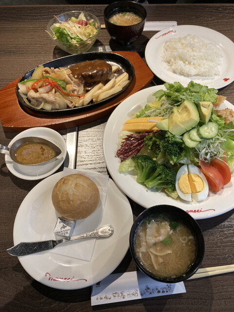 肉の万世 神田駅前店的實拍高清圖