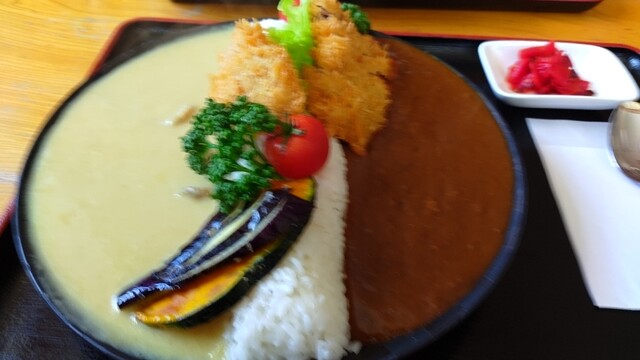 まるみ食堂的實拍高清圖