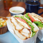 ブラスカフェ的实拍图