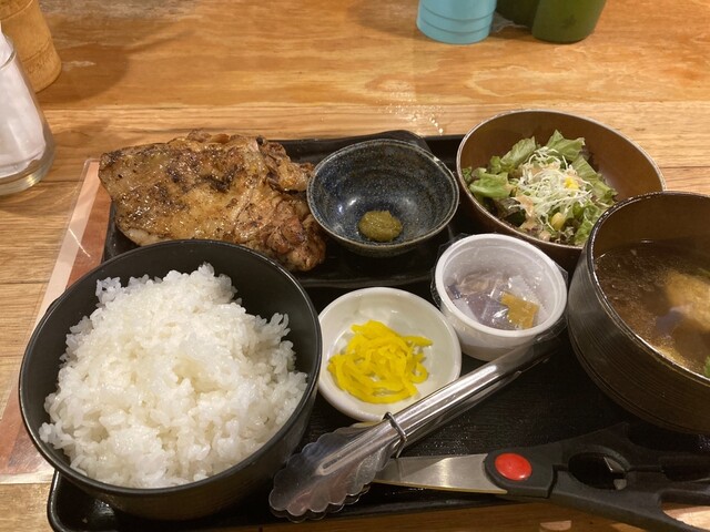 甲州肉炉端 炭とやまなし 茅場町本店的實拍高清圖
