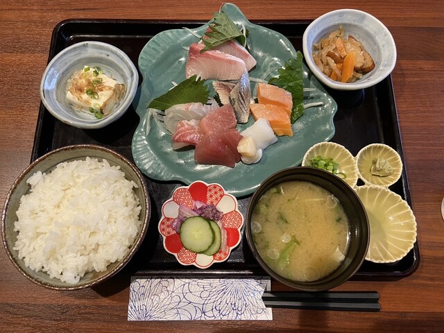 海 maruko 食堂的实拍高清图