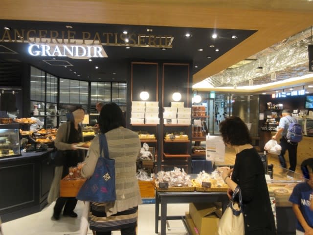 グランディール 西新PRALIVA店的實拍圖