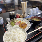 金四郎食堂的实拍图