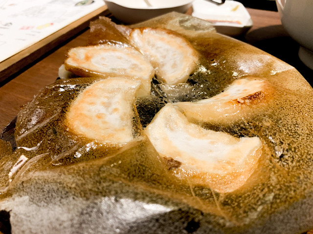 博多餃子舎 鉄なべ 西池袋店的實拍高清圖