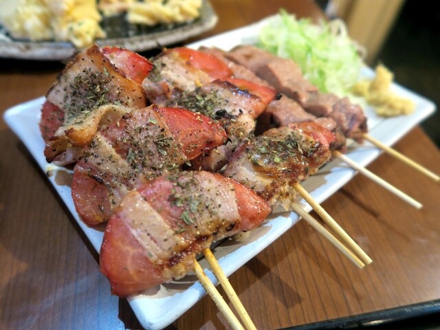 やきとん なべ屋的實拍高清圖