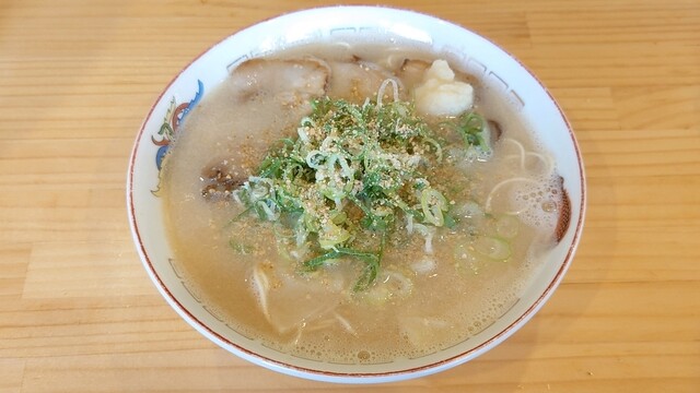 長浜ラーメン一番 福知山駅前店的实拍高清图